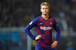 Barca Paksa Frenkie de Jong Kembali ke Kontrak Lamanya