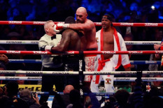 Walau Pensiun, Tyson Fury Akan Berlaga Lagi Demi Mengalahkan Derek Chisora   