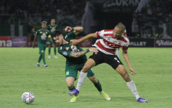"Penyakit" Persebaya Kambuh, Aji Santoso Minta Maaf