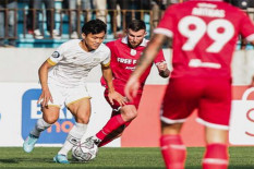 Pendukung Persis Solo Turun ke Jalan Minta Jacksen Dipecat