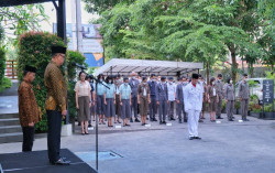 Peringati HUT ke-77 RI, GAIA Cosmo Hotel Gelar Upacara Bendera