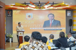 Airlangga Minta Kader Muda Golkar Siap Hadapi Perubahan Iklim