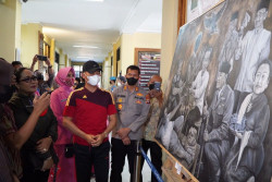 Seniman Difabel Gelar Pameran di Lobi Mapolres Gunungkidul