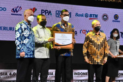 PLN Raih Penghargaan INDI 4.0 Kemenperin 2022, Target Skor 2024 Berhasil Dicapai 2022