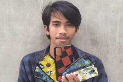 Andalkan Sampah Tas Plastik, Bisnis Pemuda Bantul Ini Kini Full Senyum