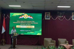 UPN Veteran Yogyakarta Serahkan Sertifikat Bela Negara pada Mahasiswa Baru