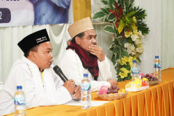Dukung Airlangga Capres, Kiai Aos: Banyak Kerja, tak Suka Pencitraan