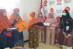 PKS Bantul Luncurkan Pusat Pelayanan Rakyat, Salah Satunya Pengobatan Gratis