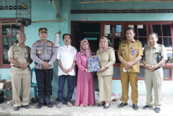 Bupati Sleman Berikan Santunan ke Keluarga Suporter PSS yang Tewas Dianiaya