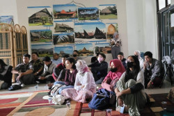 Dibalik Bingkai Launching Film “Derap Dayak” Sebuah Dokumenter Memotret Kehidupan Suku Dayak