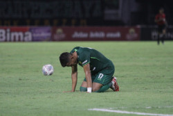 Persebaya Kalah di Kandang Sendiri, Ini Kata Aji Santoso