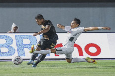 Dewa United vs PSS Sleman : Babak Pertama, Belum Ada Gol di Indomilk Arena