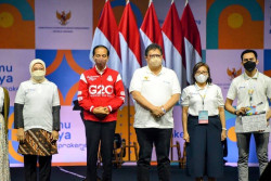 Seluruh Proyek Strategis Fisik, Menko Airlangga: Arahan Presiden Rampung Sebelum 2024