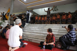 Siswa SMAK Frateran Ndao Ende Flores Naik Kapal Ekspedisi ke Jawa Tengah
