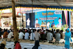 Pesantren AL Hikmah Gunungkidul Gelar Reuni Akbar, Bagikan Motivasi Pada Santri