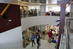 MANIFESTO: Perpustakaan Harus Bisa Diakses Semua Tanpa Terkecuali