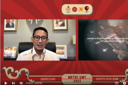 Sandiaga Minta Mahasiswa Jogja Kurangi Nonton Drama Korea & K-Pop