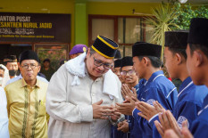 Kunjungi Ponpes Nurul Jadid, Airlangga Dorong Pemberdayaan Ekonomi Pesantren