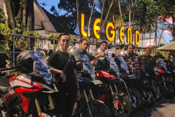 CB150X Hangout Nite Ajak Komunitas Nikmati Akhir Pekan di Kawasan Urban