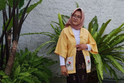 Raup Laba dari Sulam Tangan dan Kain Perca