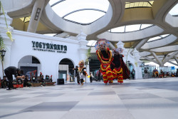 Peringati Hari Pariwisata Dunia, Bantul Gelar Pertunjukan Seni di YIA