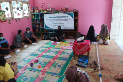 Lakukan PKM, Tim UAD Dukung Program Indonesia Bebas Stunting