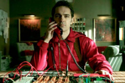 Bocoran Spin-off Money Heist 'Berlin', Tayang 2023 di Netflix