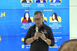 Sekjen PDIP: Demokrasi Langsung Bikin Parpol Lebih Pragmatis