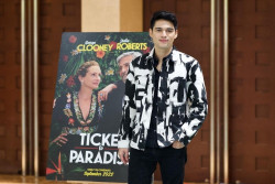 Profil Maxime Bouttier, Lawan Main Julia Roberts di Ticket to Paradise