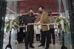 Resmikan Gedung Inspektorat DIY, Ini Harapan Sultan HB X