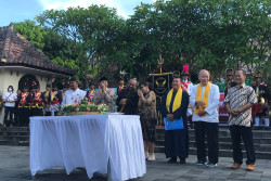 Rayakan Ulang Tahun Ganjar dan Sumpah Pemuda Sekaligus, Komunitas Ini Bikin Doa Lintas Agama   