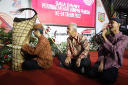 Gubernur Apresiasi Anak Muda Wonosobo Lestarikan Musik Tradisional Bundengan