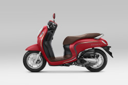 New Honda Scoopy Kian Stylish dan Canggih, Ini Fitur-Fitur Terbarunya
