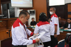 Ibu Brigadir J Menangis di Depan Ferdy Sambo: Rasanya Hancur