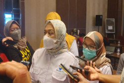 Obat Sirop yang Dilarang Beredar Mulai Ditarik di Jogja