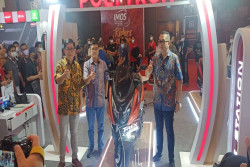 Polytron Luncurkan Dua Motor Listrik di IMOS 2022