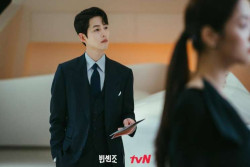 Ini Rekomendasi Drama Song Joong Ki, Wajib Ditonton!