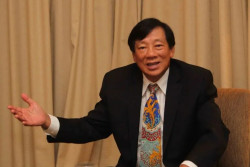 Justian Suhandinata, Pencetus Suhandinata Cup Tutup Usia