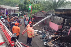 Tumpahan Bensin Berujung Kebakaran di Gunungkidul, Rp70 Juta Melayang