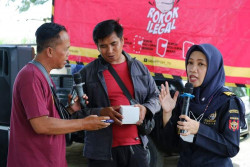 Ramaikan Pasar Unggas Bantul, Bea Cukai Jogja Ajak Masyarakat Gempur Rokok Ilegal