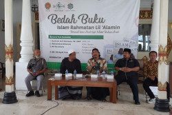 Gus Muwafiq Tegaskan Islam Berbeda dengan Budaya Arab