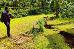 Rekahan Tanah Sepanjang 100 Meter Ditemukan di Sambeng Gunungkidul