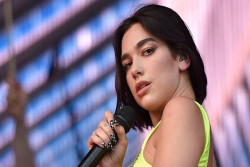 Ini Alasan Shakira dan Dua Lipa Menolak Tampil di Opening Ceremony Piala Dunia 2022