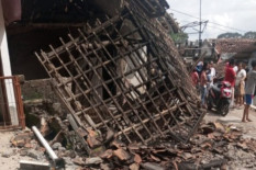 Jokowi Tinjau Lokasi Gempa Cianjur, Minta Percepatan Evakuasi Korban