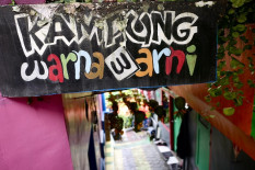 Melihat Indahnya Kampung Warna-Warni Malang
