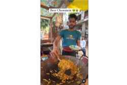 Tidak Habis Pikir, Mi Goreng di India Dimasak dengan Bir