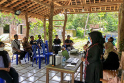 Tim DRTPM Adakan Workshop Literasi Keuangan untuk Pengelola Edu-Eko Wisata Ngunan-unan