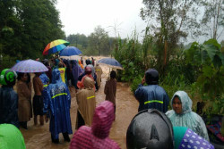 Nekat Menyeberang Jembatan di Gunungkidul, 2 Pelajar Terseret Banjir. Ini Penampakannya...