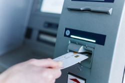 Waspada! Kejahatan Bermodus Ganjal ATM Kini Marak di Bantul