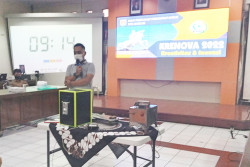 Pemilik Kedai Kopi di Magelang Ciptakan Mesin Es Kopi
